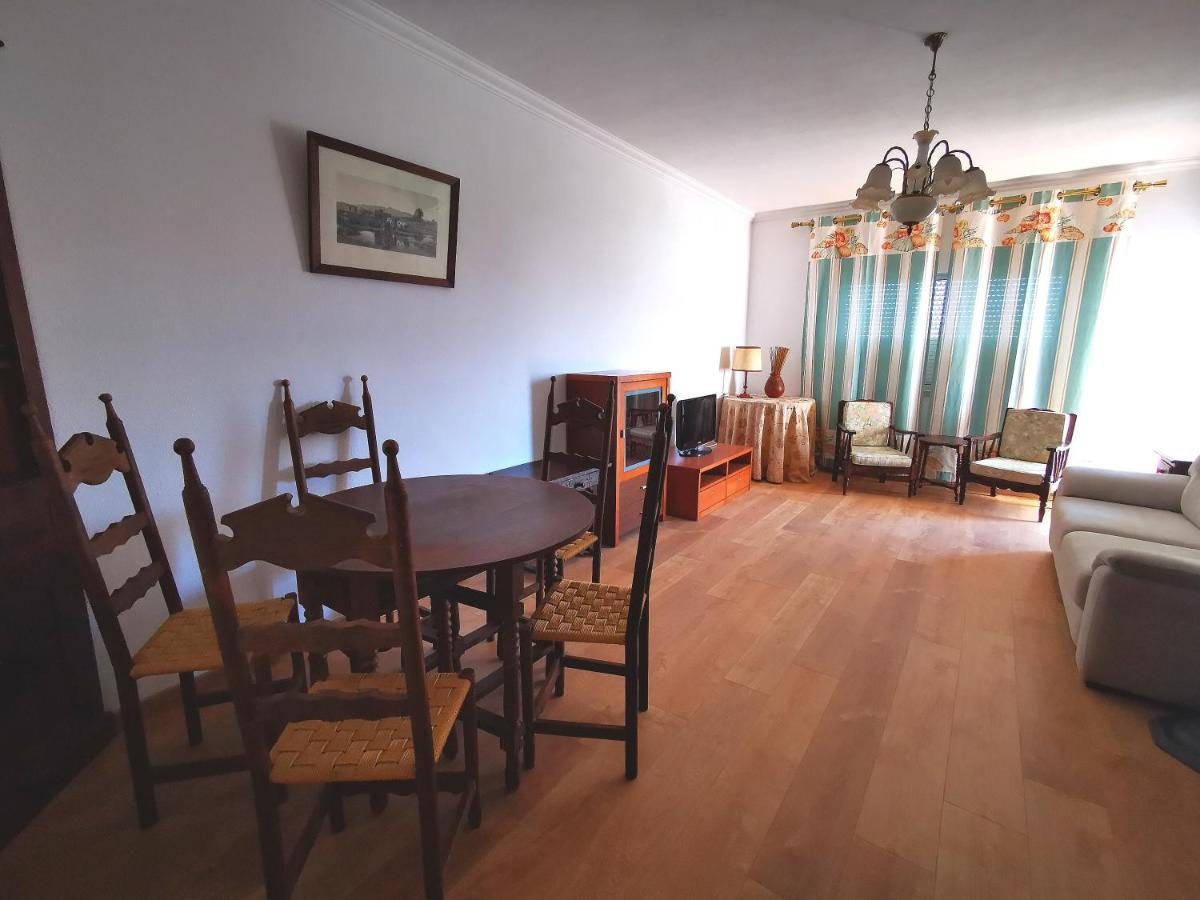 Gustavo'S Place Сінеш Екстер'єр фото